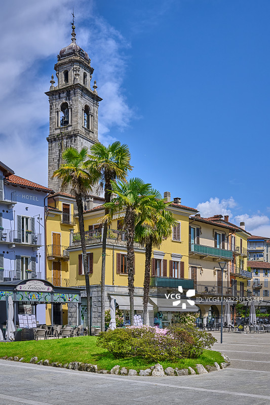 意大利马焦雷湖上的帕兰扎市广场图片素材