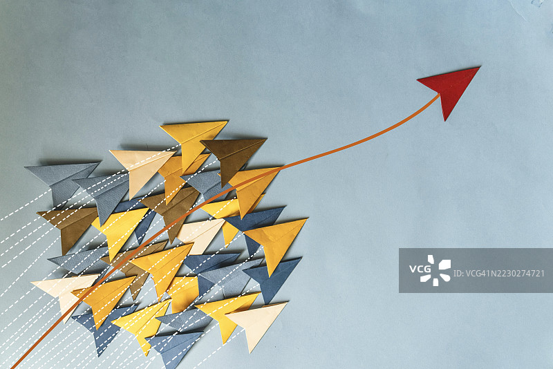 领导概念、竞争、商业与理念、不同的想法图片素材