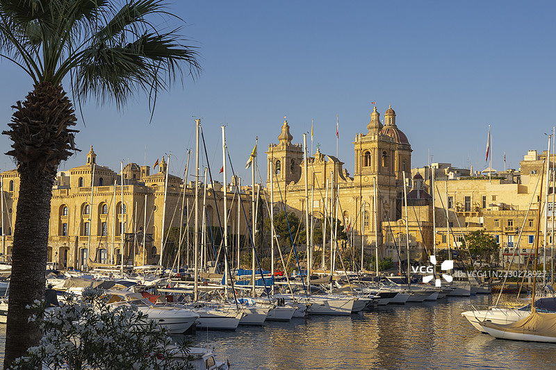 马耳他维托里奥萨海滨。图片素材