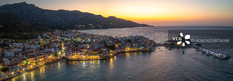 希腊萨摩斯岛科卡里黄昏时的航拍全景图片素材