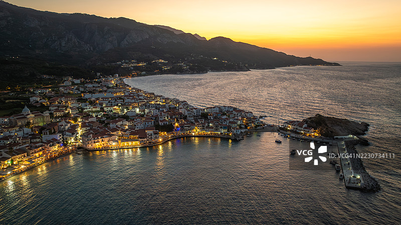 希腊萨摩斯岛的无人机视角图片素材