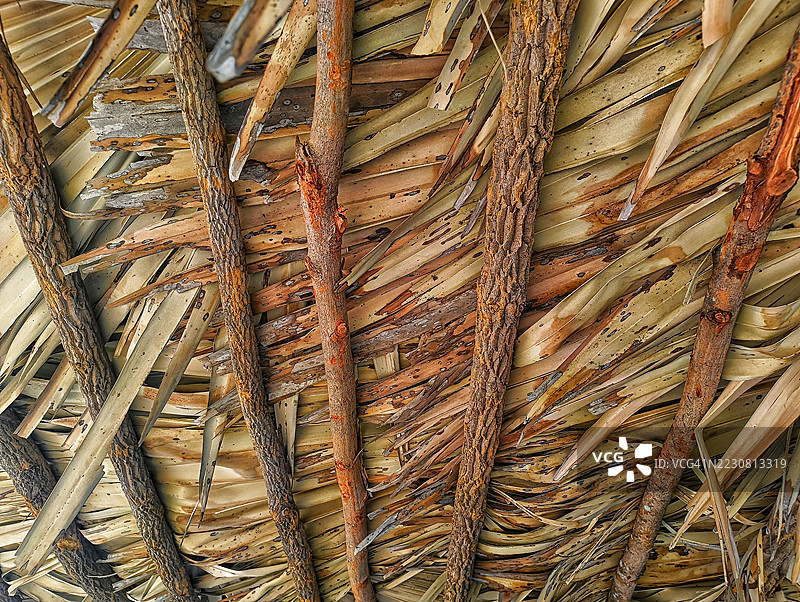 印度博帕尔帕特南的乡村茅草屋顶特写图片素材