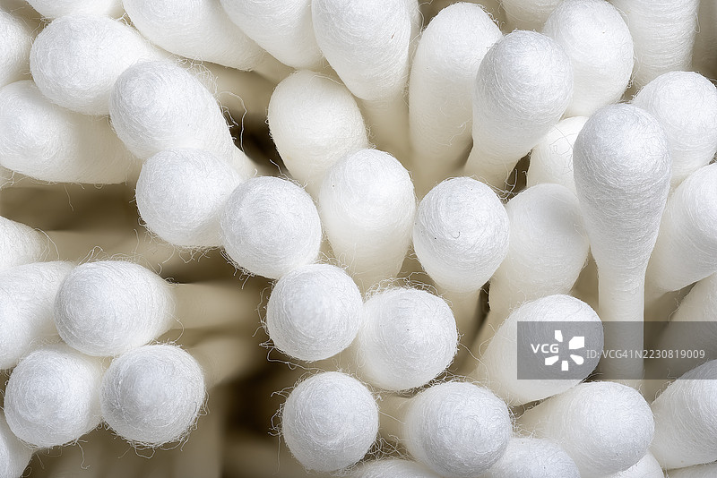 白色棉签聚集在一起的特写镜头图片素材