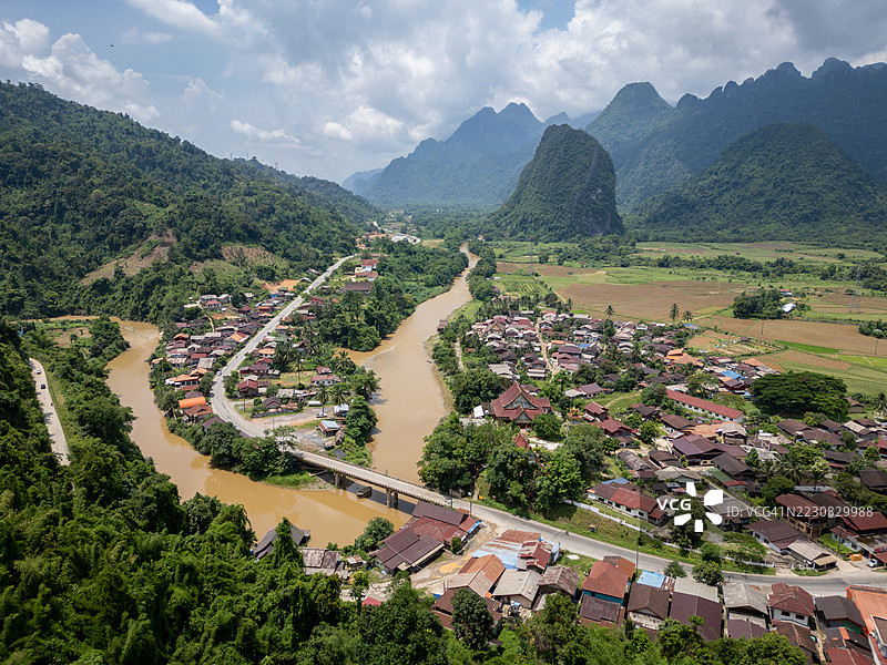 老挝戏剧性的乡村风光图片素材
