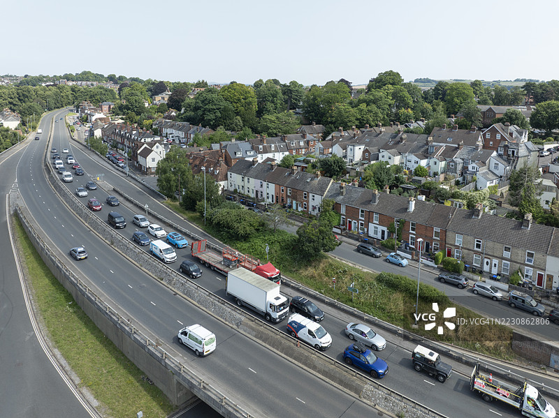 英国索尔兹伯里的繁忙道路图片素材