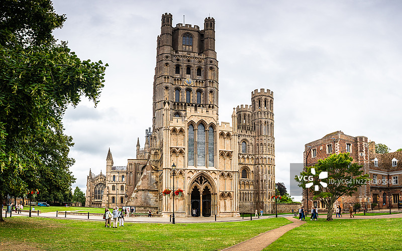 伊利大教堂全景图片素材