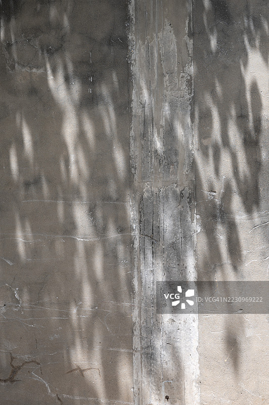 一面有阴影的水泥墙图片素材