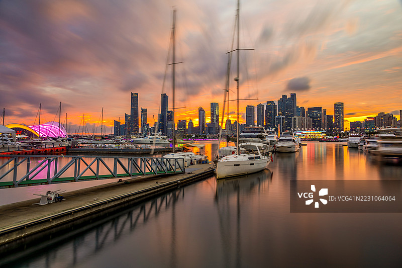 青岛帆船中心的日落图片素材