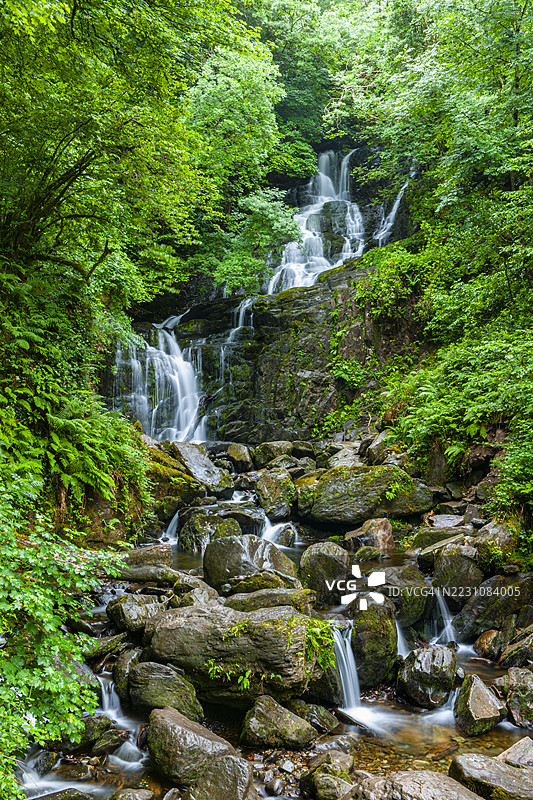 爱尔兰，基拉尼国家公园，托尔克瀑布图片素材