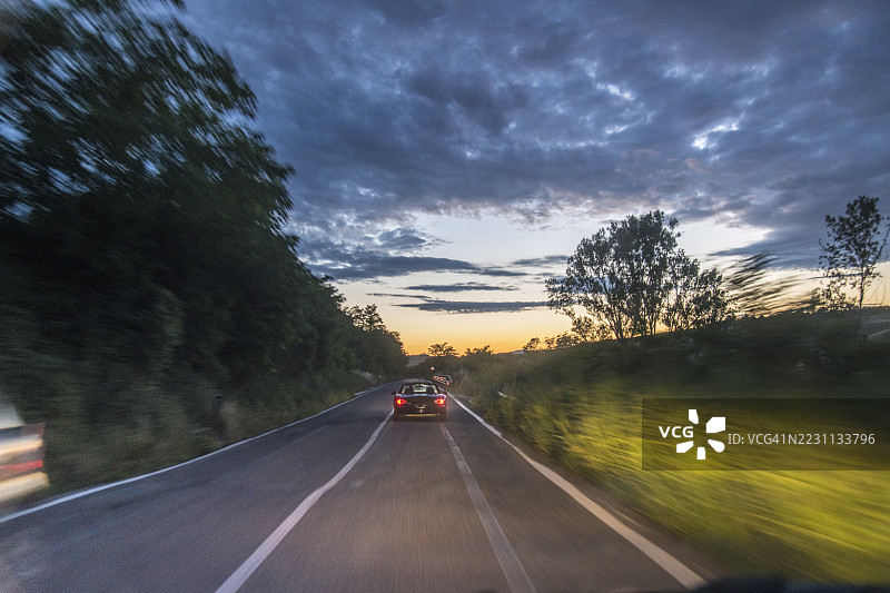 托斯卡纳，夜晚的卡西亚路图片素材
