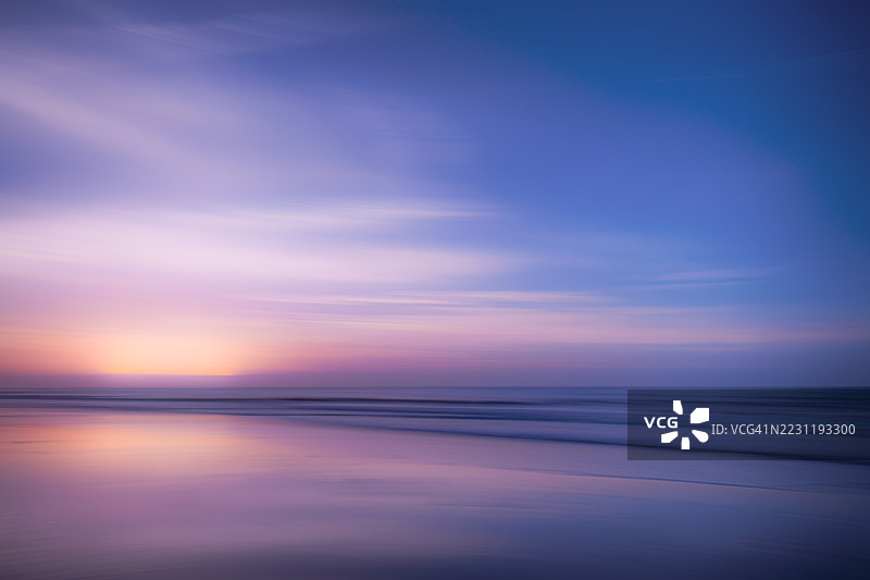 宁静的海洋日落，棕榈岛，美国图片素材