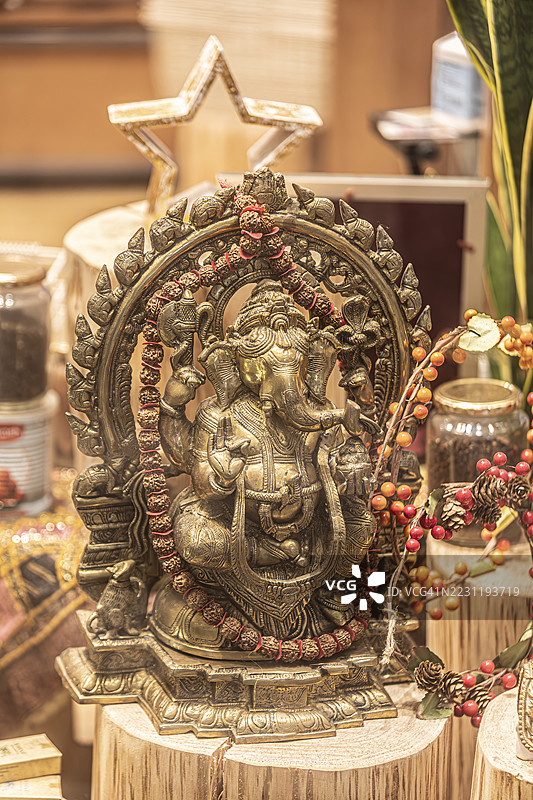 甘尼许的黄铜雕像图片素材