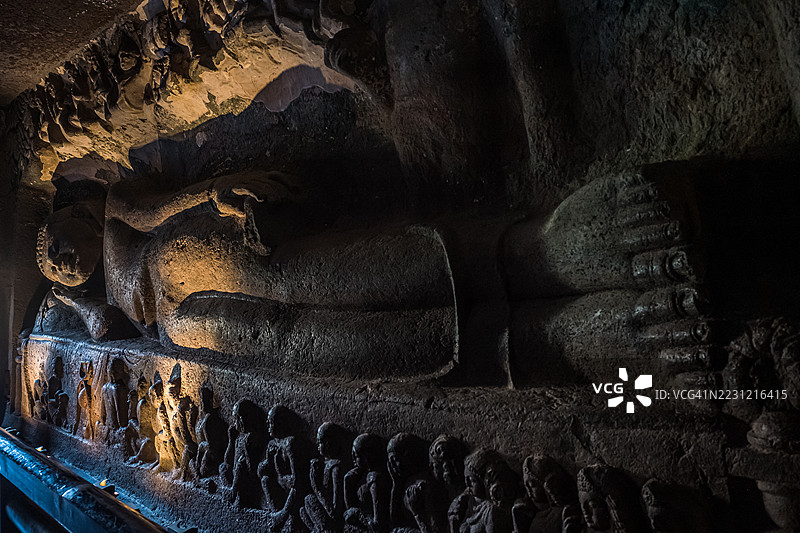 印度的阿旃陀石窟图片素材