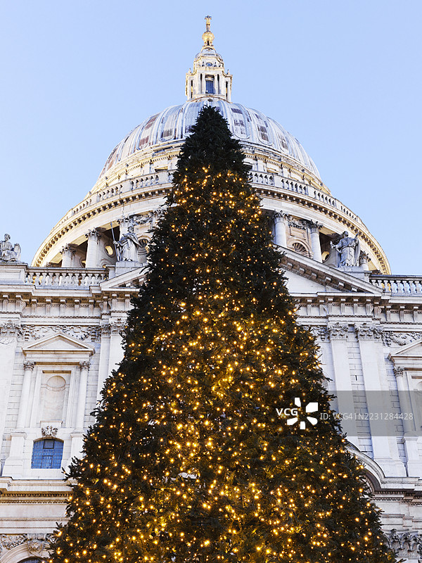 圣诞季节的标志性伦敦地标图片素材