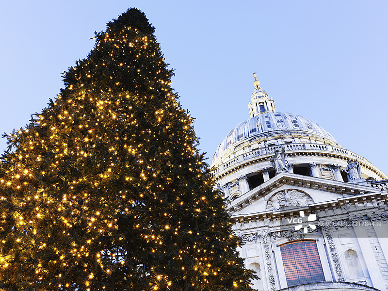 圣诞季节的标志性伦敦地标图片素材