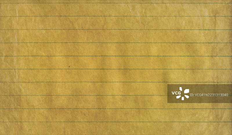 高分辨率的旧纸张，污染、肮脏且泛黄。图片素材