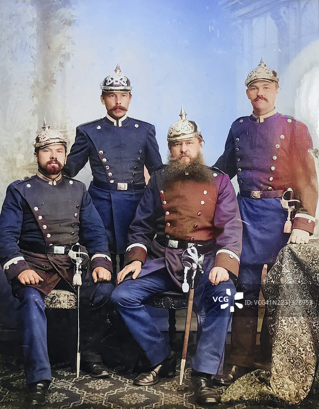 1900年德国巴伐利亚上弗兰肯的克罗纳赫镇警察,19世纪原版的数字增强复制品,彩色,历史,确切日期未知图片素材