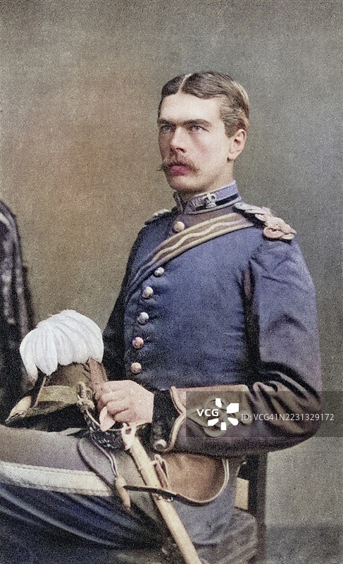 年轻的皇家工程师军官基钦纳勋爵。霍拉肖·赫伯特·基钦纳，第一代基钦纳伯爵，1850年至1916年，英国场元帅。摘自《基钦纳勋爵：他的生活与为帝国的工作》，1916年出版。图片素材