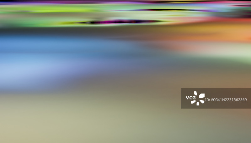 模糊的彩色抽象背景，带有横向线条图片素材