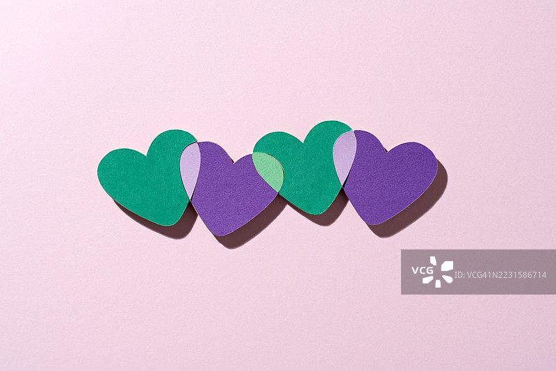 绿色嫉妒的纸艺心形装饰图片素材