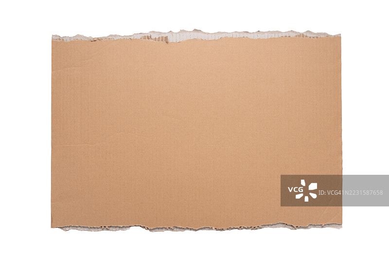 撕裂的纸板孤立在白色背景上图片素材