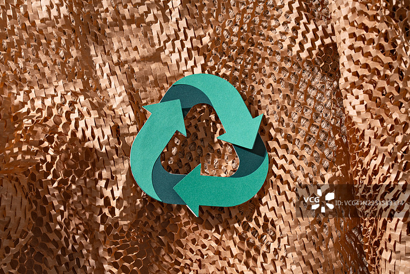环保纸材料上的纸艺回收标志图片素材
