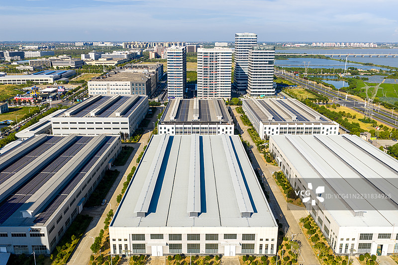 大型工业区的鸟瞰图图片素材