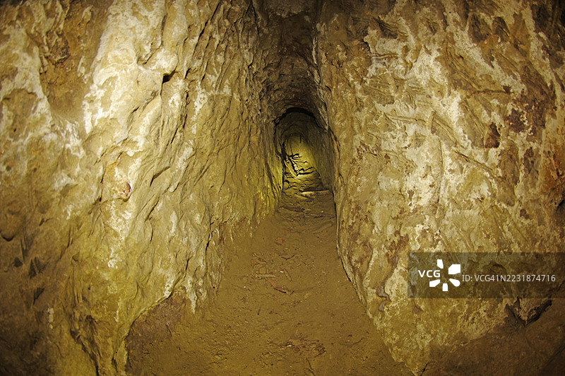 圣人的洞穴。图片素材