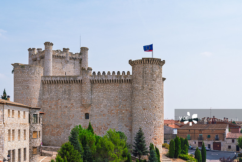 位于瓜达拉哈拉省的托里哈西班牙城堡图片素材