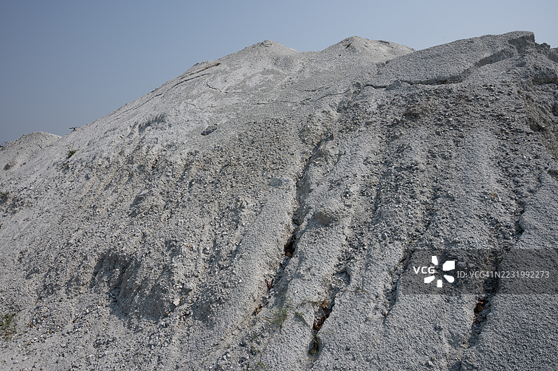 一大堆灰色岩石图片素材