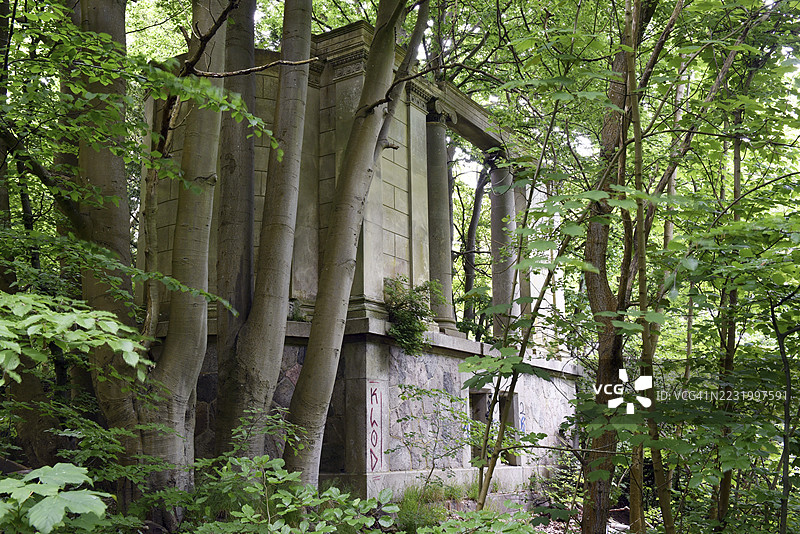德国梅克伦堡-前波美拉尼亚州吕根岛的杜瓦西登城堡遗址图片素材