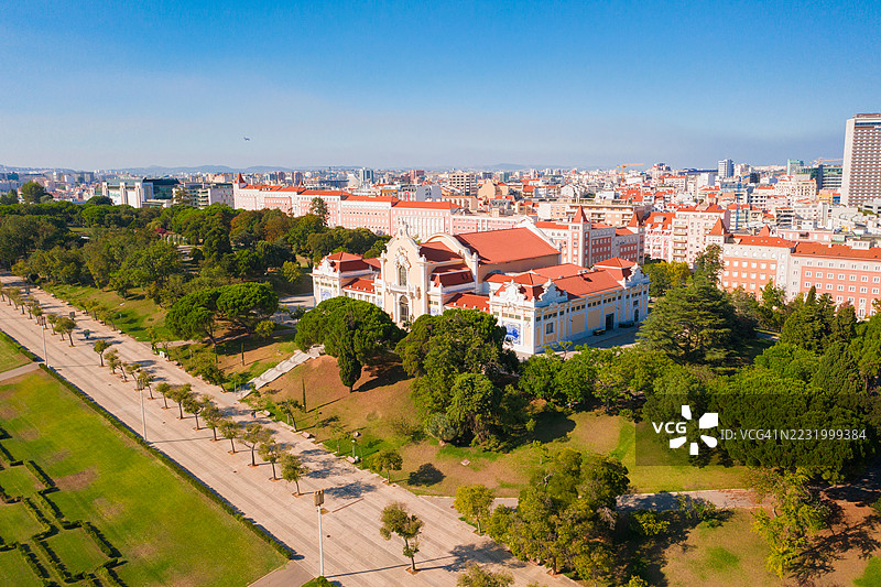 里斯本市中心的爱德华七世公园的鸟瞰图图片素材