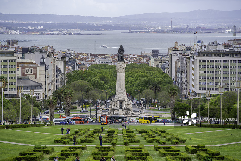 里斯本的爱德华七世公园和庞巴尔侯爵景观，葡萄牙，欧洲图片素材