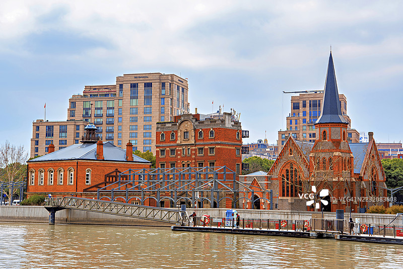 上海苏州河畔的联合教堂（建于1886年）图片素材