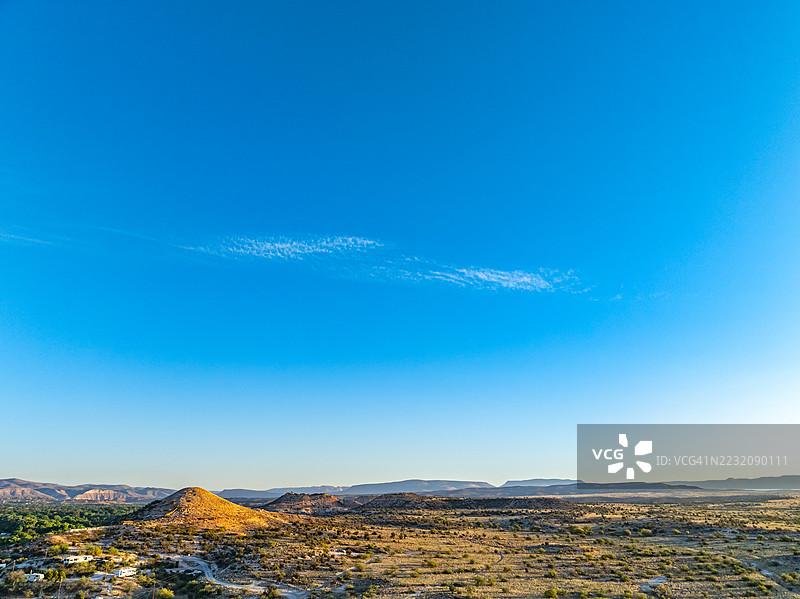 美国亚利桑那州棉花镇89A公路的景色图片素材