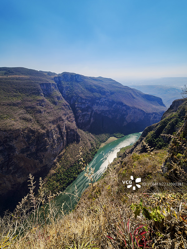 墨西哥恰帕斯州的苏米德罗峡谷，俯瞰视角图片素材