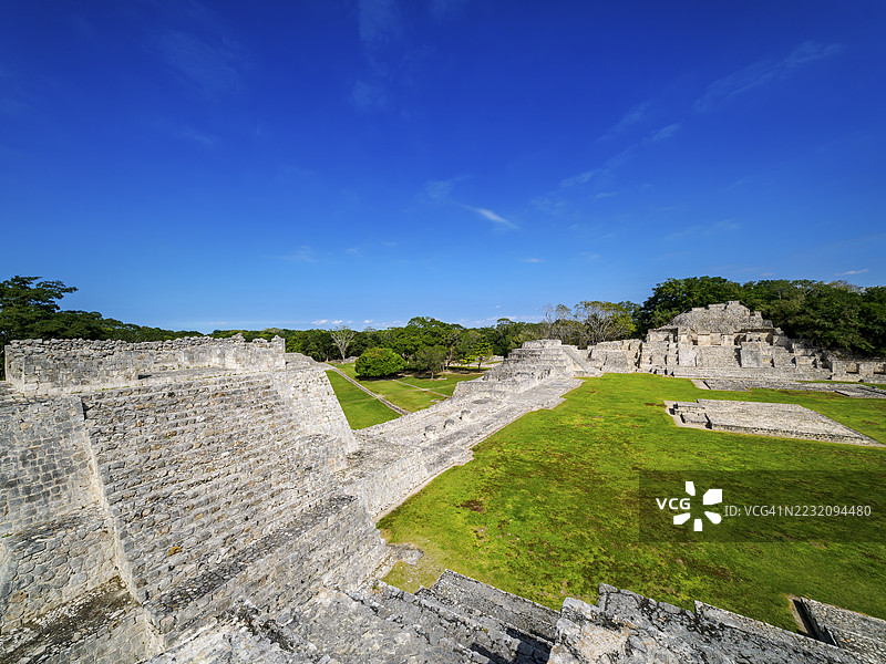 伟大的阿克罗波利斯，埃德兹纳考古遗址，坎佩切州，墨西哥图片素材