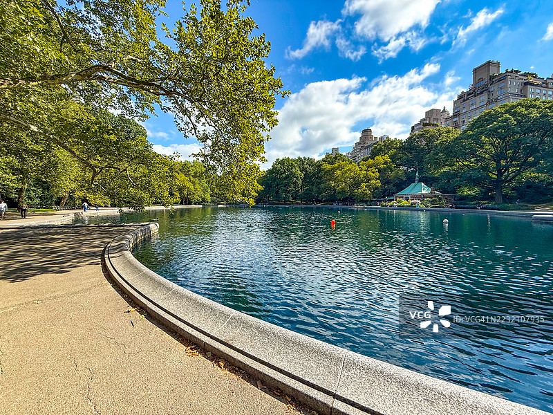 中央公园温室池塘，纽约市图片素材