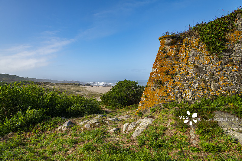 葡萄牙，普拉亚·多·帕科海边的步道图片素材
