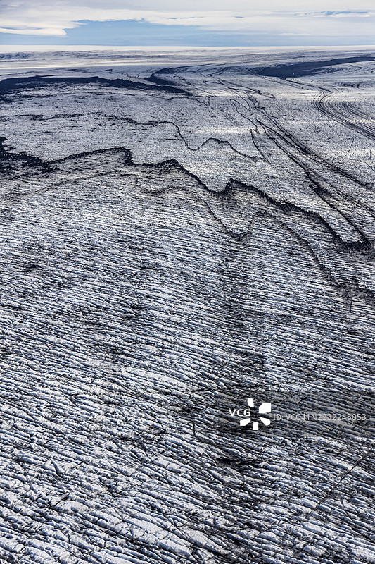 冰川、裂缝、冰、鸟瞰图、黑冰、气候变化、夏季、斯凯达拉冰川、斯卡夫塔费国家公园、瓦特纳冰川国家公园、冰岛图片素材