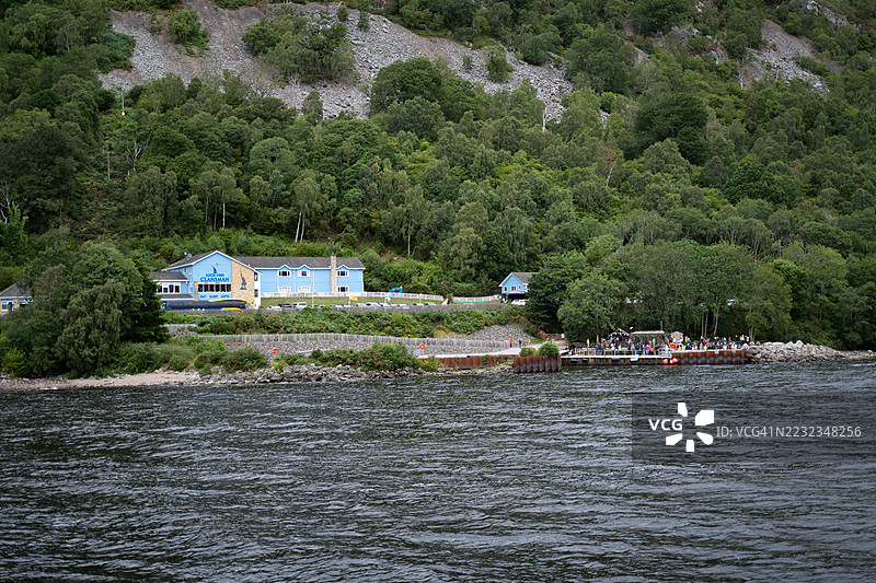 游船抵达停靠站图片素材