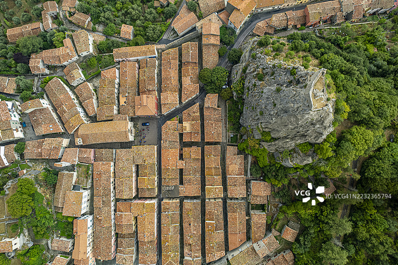 托斯卡纳，空中俯瞰罗卡尔贝尼亚图片素材