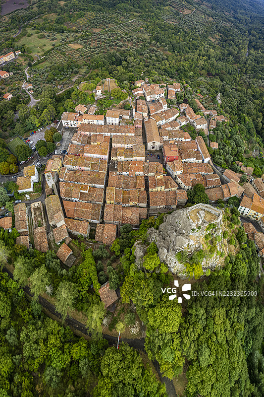 托斯卡纳，空中俯瞰罗卡尔贝尼亚图片素材