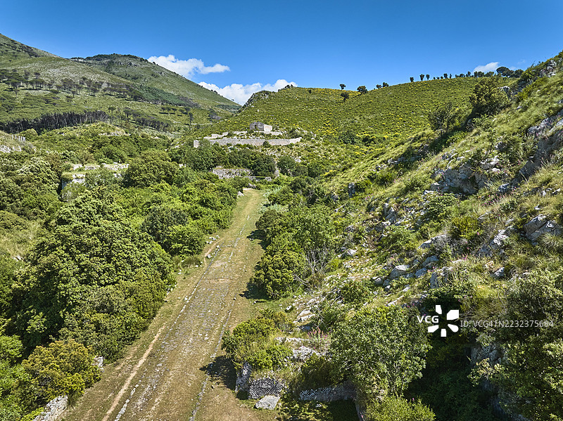 意大利拉齐奥的古阿皮亚大道遗迹图片素材