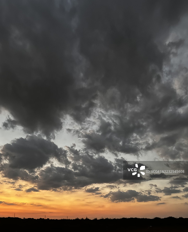 美国海恩斯城的戏剧性日落天空与风景图片素材