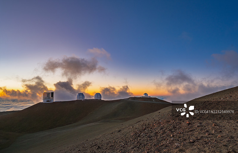 美国凯鲁阿-科纳的毛纳基亚山日落天文台图片素材