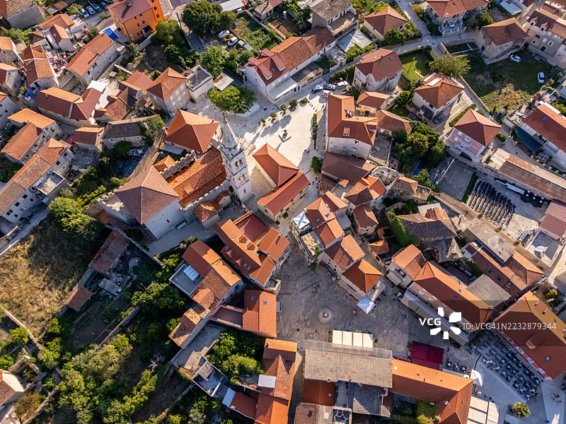 历史悠久的地中海村庄鸟瞰图图片素材