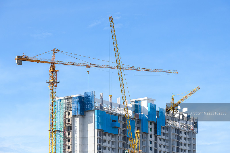 起重机与建筑工地的顶部图片素材