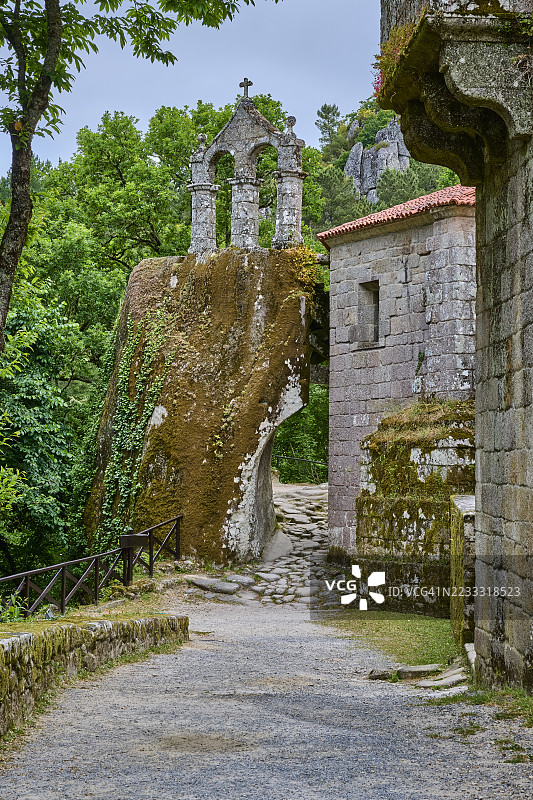 西班牙加利西亚的圣佩德罗·德·罗卡斯修道院遗址图片素材