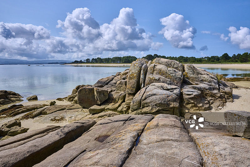 西班牙加利西亚海岸的萨利纳斯海滩图片素材